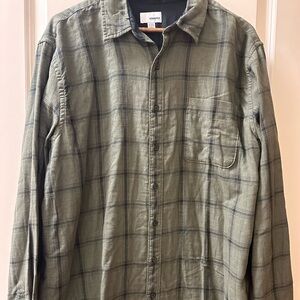 Mens XL Green button down shirt